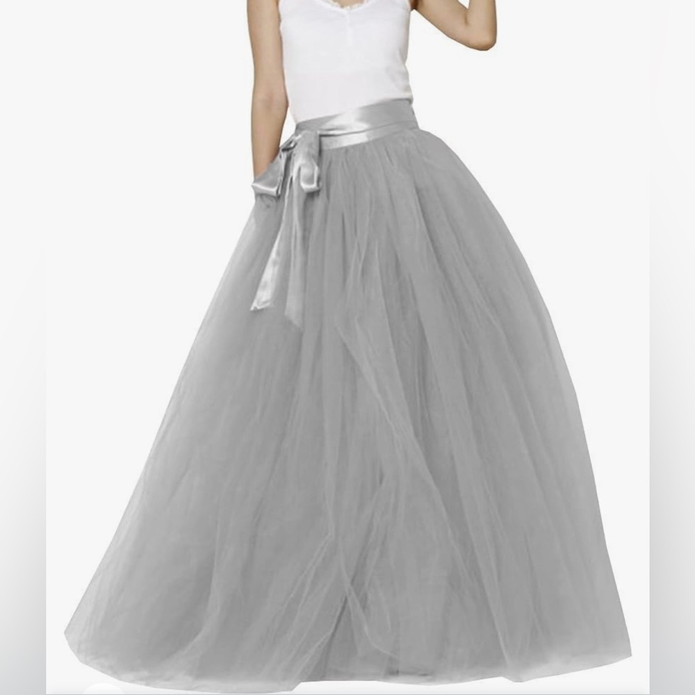 EllieHouse Womens Long Tutu Party Evening Tulle Skirt Medium size worn once